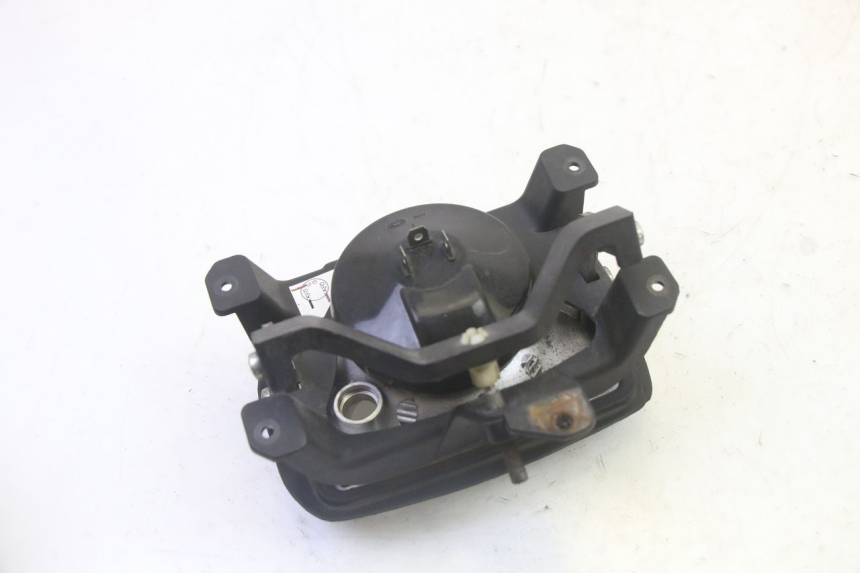 photo de HEADLIGHT PIAGGIO VESPA S 2T 50 (2007 - 2014) - Technical close-up