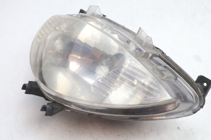 photo de HEADLIGHT PEUGEOT VIVACITY 50 (2004 - 2009) - Alternative perspective