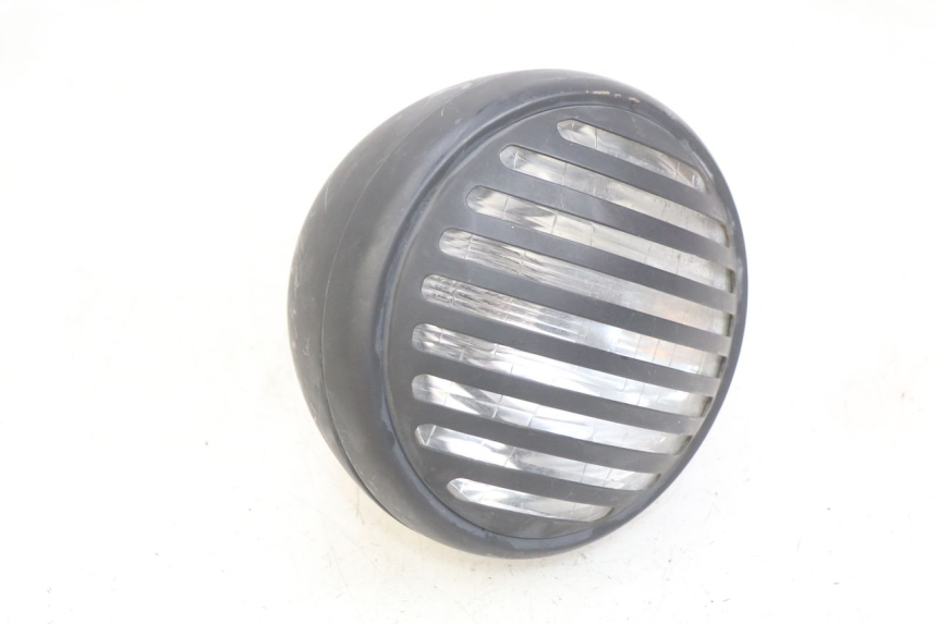 photo de FRONT HEADLIGHT DAELIM VL DAYSTAR 125 (2000 - 2011) - Zoom on usage condition