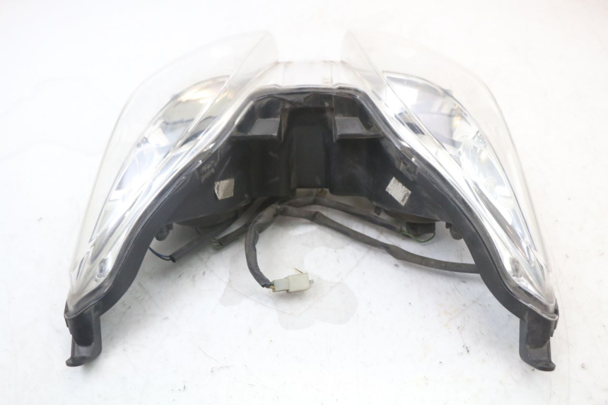 photo de FRONT HEADLIGHT YAMAHA XMAX X-MAX 125 (2006 - 2009) - Technical close-up