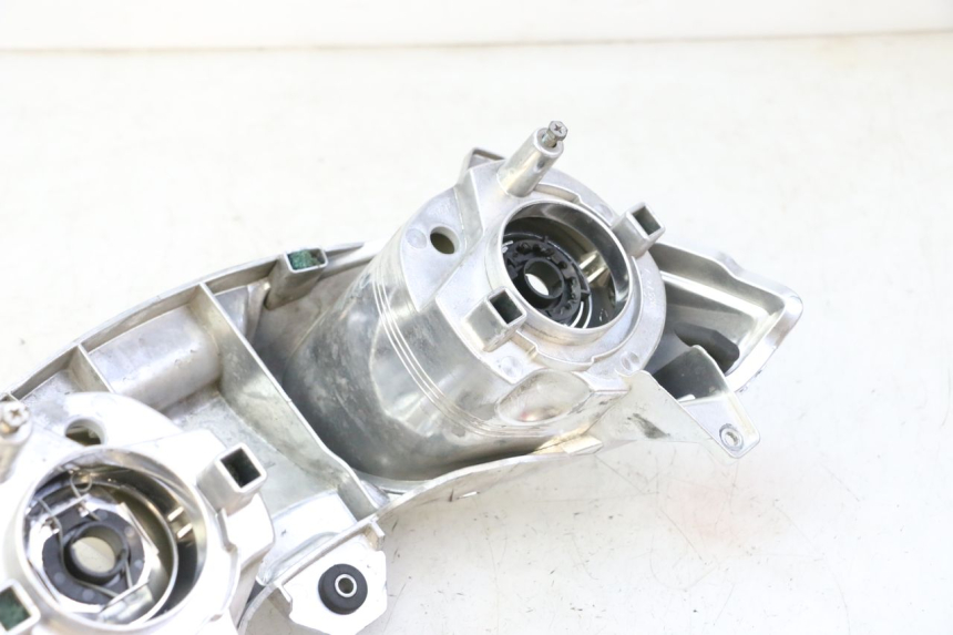 photo de FRONT HEADLIGHT YAMAHA X-MAX XMAX 125 (2010 - 2013) - Checked used part