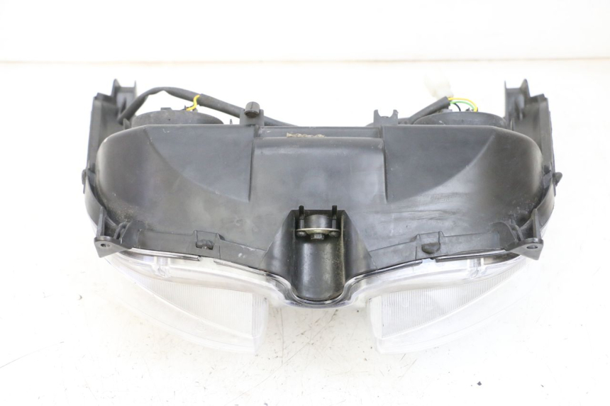 photo de FRONT HEADLIGHT YAMAHA XMAX X-MAX 125 (2006 - 2009) - Zoom on usage condition