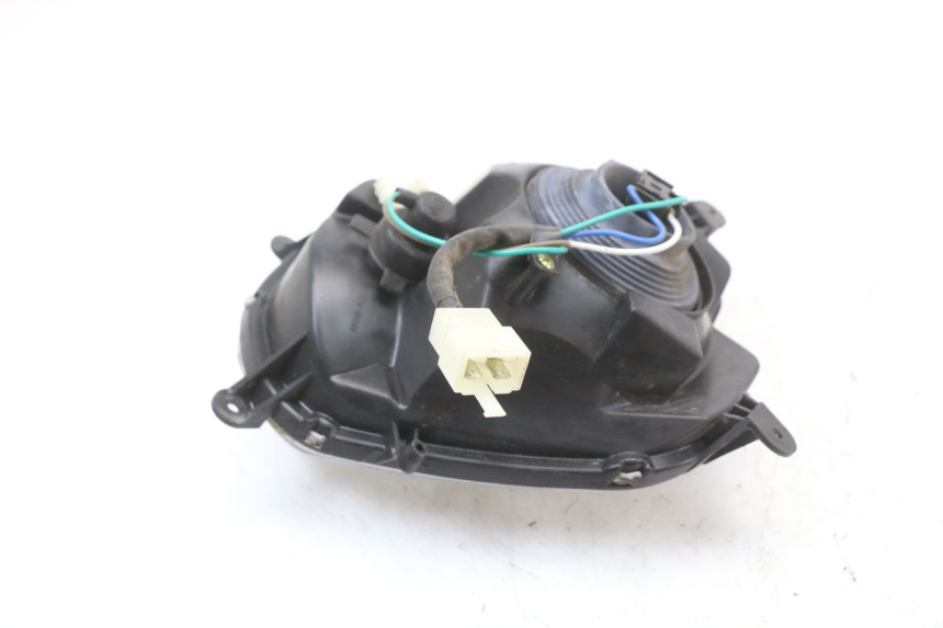 photo de HEADLIGHT SYM X-PRO 4T 50 (2014 - 2021) - Surface and material condition