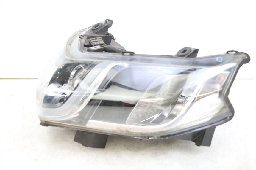 photo de FRONT HEADLIGHT PIAGGIO X10 125 (2012 - 2017) - Checked used part