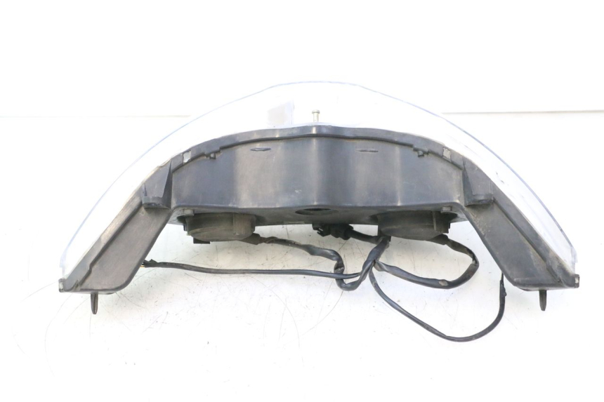 photo de HEADLIGHT PIAGGIO X8 STREET 125 (2006 - 2007) - Fixing points details