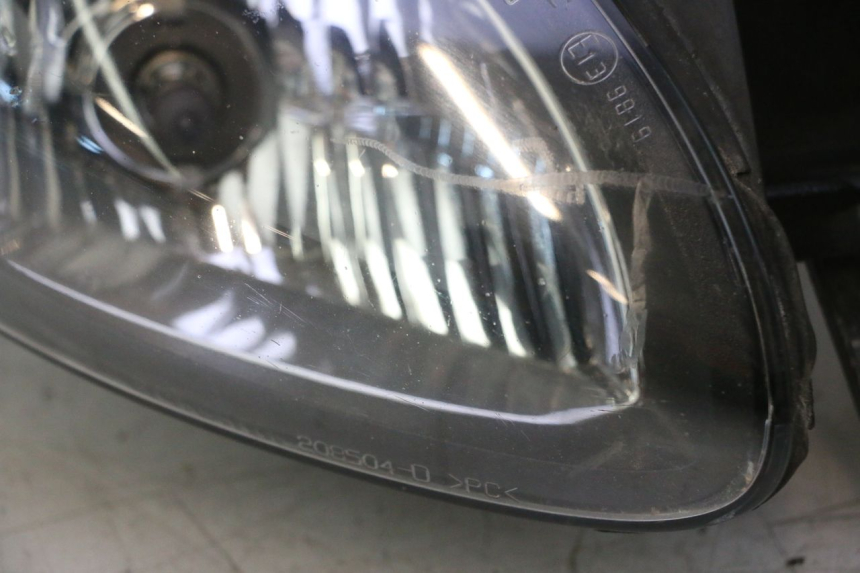 photo de HEADLIGHT PIAGGIO X9 AMALFI 180 (2000 - 2003) - Component detail