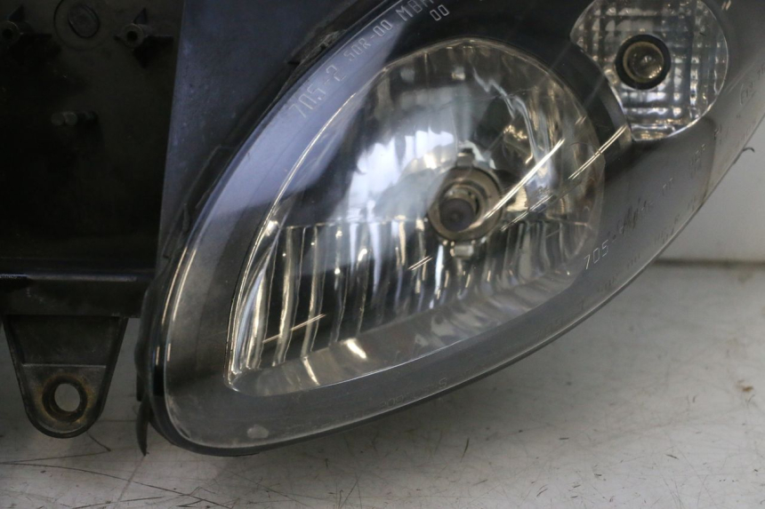 photo de HEADLIGHT PIAGGIO X9 AMALFI 180 (2000 - 2003) - Zoom on usage condition