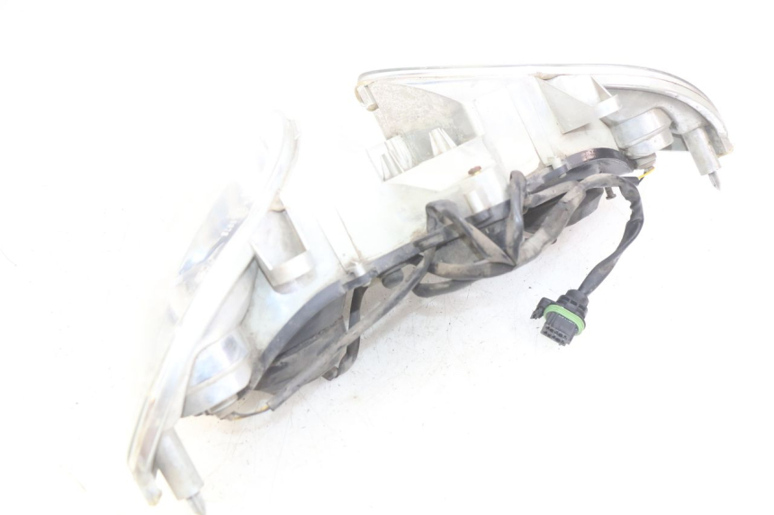 photo de FRONT HEADLIGHT PIAGGIO X9 EVOLUTION 125 (2003 - 2007) - Component detail