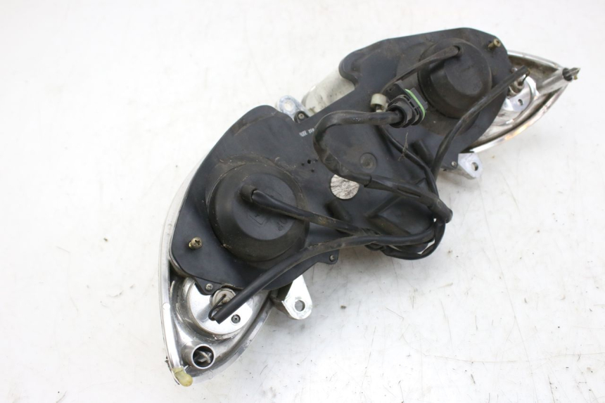 photo de FRONT HEADLIGHT PIAGGIO X9 EVOLUTION 250 (2003 - 2007) - Technical close-up
