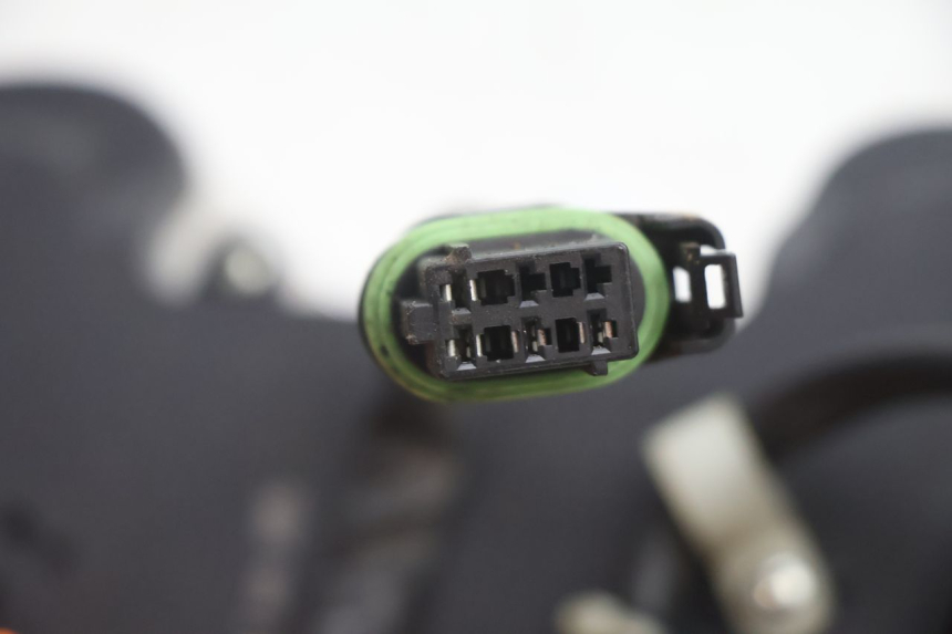 photo de FRONT HEADLIGHT PIAGGIO X9 EVOLUTION 125 (2003 - 2007) - Additional view of the item