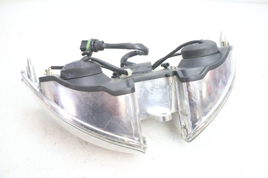 photo de FRONT HEADLIGHT PIAGGIO X9 EVOLUTION 125 (2003 - 2007) - Checked used part