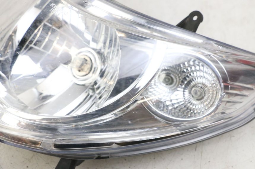 photo de Headlight KYMCO XCITING 250 (2006 - 2009) - Surface and material condition
