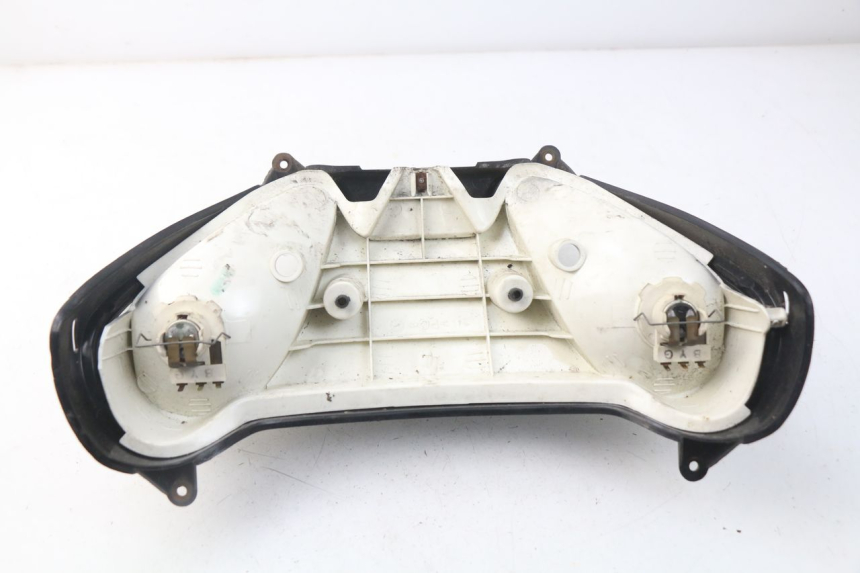 photo de FRONT HEADLIGHT YAMAHA YP MAJESTY 125 (2002 - 2006) - Alternative perspective