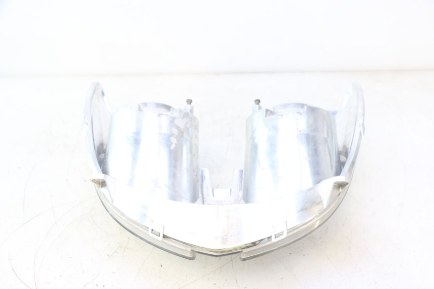 photo de FRONT HEADLIGHT YAMAHA YP MAJESTY 125 (2007 - 2010) - Zoom on usage condition