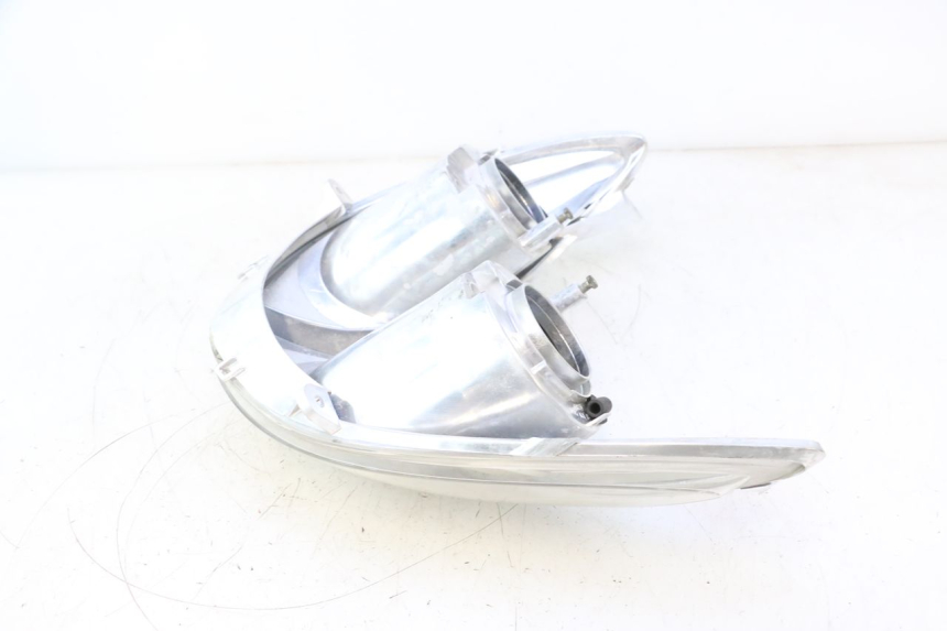 photo de FRONT HEADLIGHT YAMAHA YP MAJESTY 125 (2007 - 2010) - Alternative perspective
