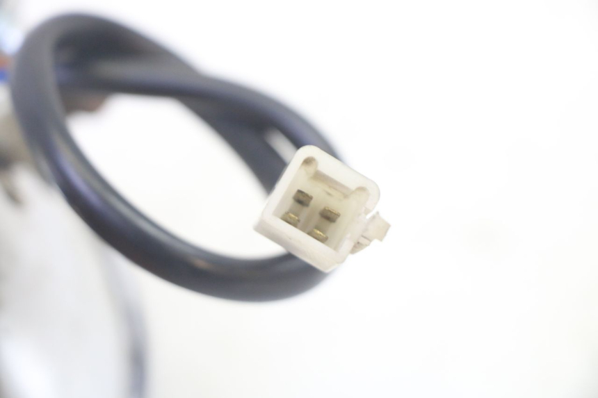 photo de HEADLIGHT KYMCO ZING 125 (1997 - 2003) - Fixing points details