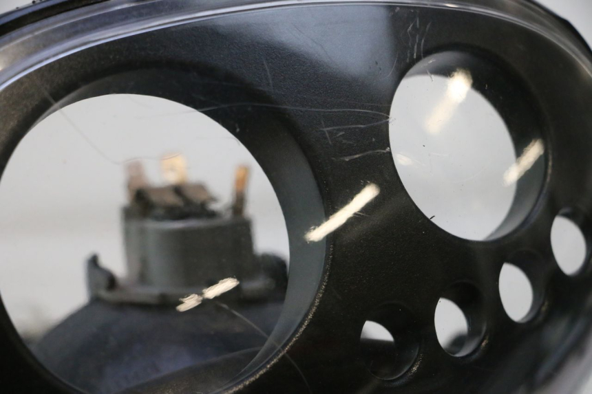 photo de FRONT HEADLIGHT PIAGGIO ZIP 2T 50 (2009 - 2019) - Component detail
