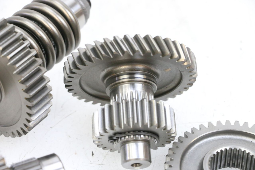 photo de TRANSMISSION DRIVE GEAR SHAFT SUZUKI BURGMAN EXECUTIVE ABS 650 (2006 - 2012) - Distinctive features