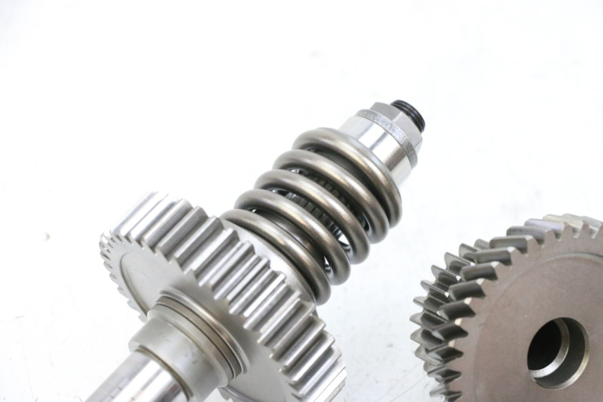 photo de TRANSMISSION DRIVE GEAR SHAFT SUZUKI BURGMAN EXECUTIVE ABS 650 (2006 - 2012) - Alternative perspective