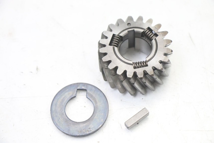 photo de TRANSMISSION DRIVE GEAR SHAFT HYOSUNG GTR 125 (2006 - 2008) - Zoom on usage condition