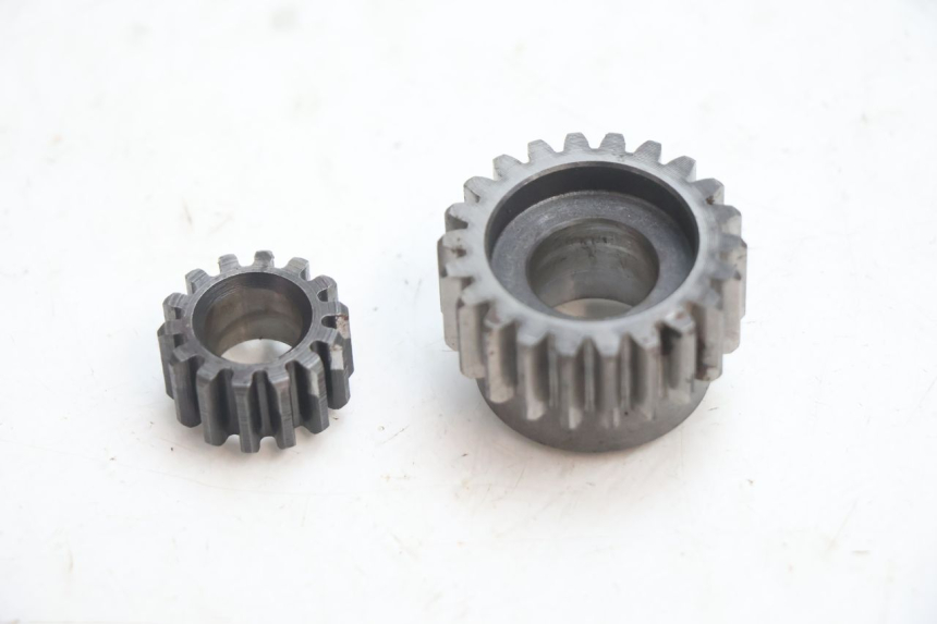 photo de TRANSMISSION SPROCKET DERBI SENDA 50 (2003 - 2005) - Zoom on usage condition