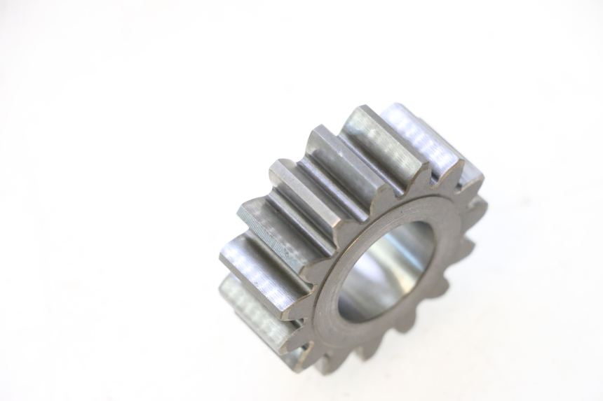 photo de TRANSMISSION DRIVE GEAR SHAFT CAN-AM SPYDER RS 1000 (2008 - 2012) - Focus on structure
