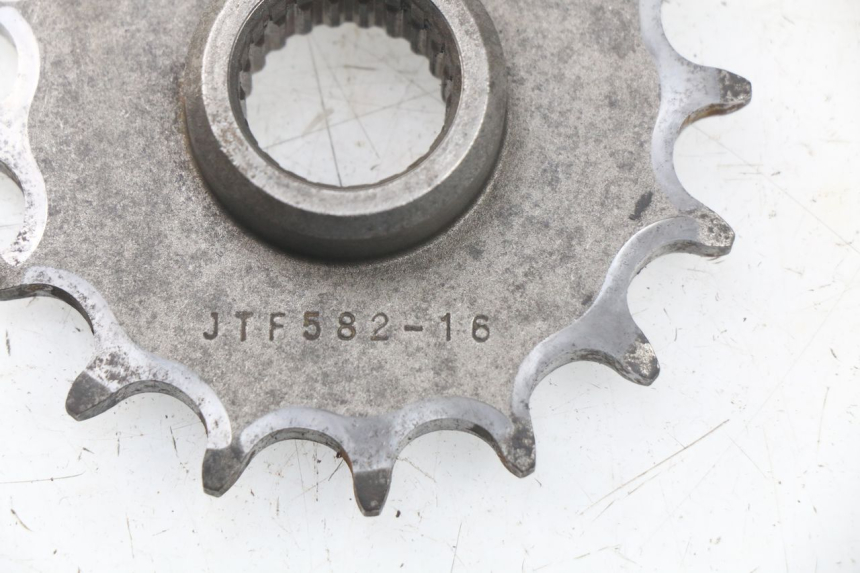 photo de SPROCKET YAMAHA XJN XJ N DIVERSION 600 (1994 - 1997) - Zoom on usage condition