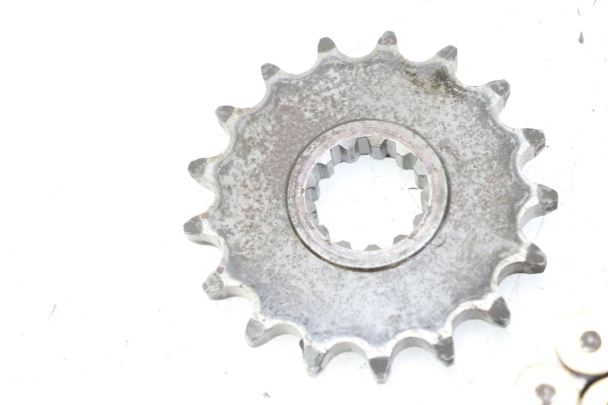 photo de SPROCKET YAMAHA FZ1 FAZER 1000 (2007 - 2009) - Zoom on usage condition