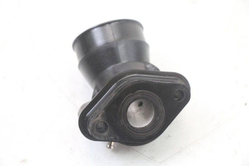 photo de INTAKE MANIFOLD KYMCO AGILITY 4T 50 (2018 - 2022) - Alternative perspective