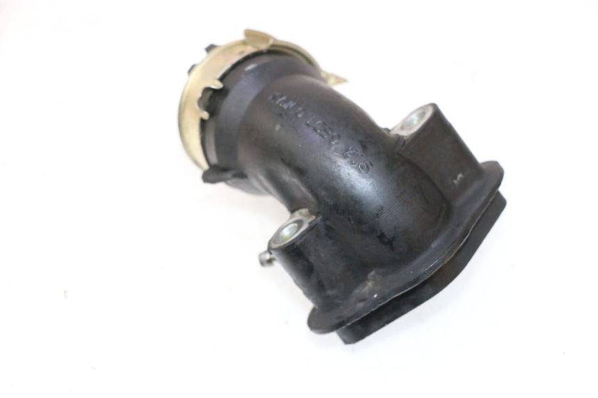 photo de INTAKE PIPE KYMCO AGILITY PREMIUM 50 (2007 - 2010) - Zoom on usage condition