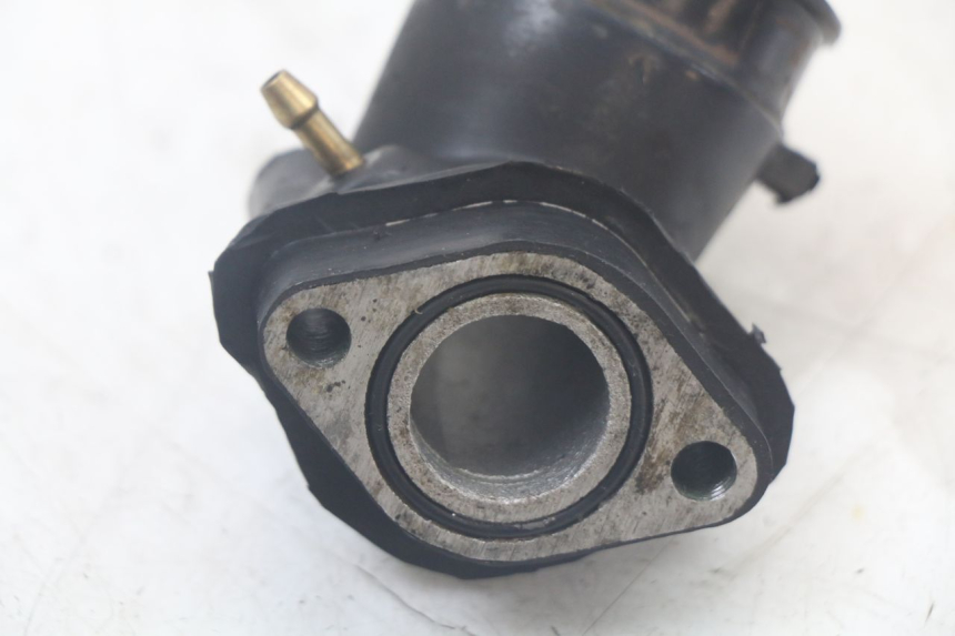 photo de INTAKE MANIFOLD JONWAY AZTRAL 125 (2008 - 2017) - Alternative perspective