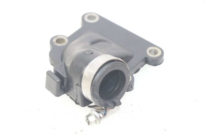 photo de INTAKE MANIFOLD MBK BOOSTER SPIRIT 50 (2004 - 2017) - Zoom on usage condition