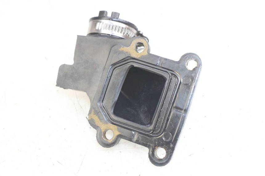 photo de INTAKE MANIFOLD MBK BOOSTER SPIRIT 50 (2004 - 2017) - Component detail