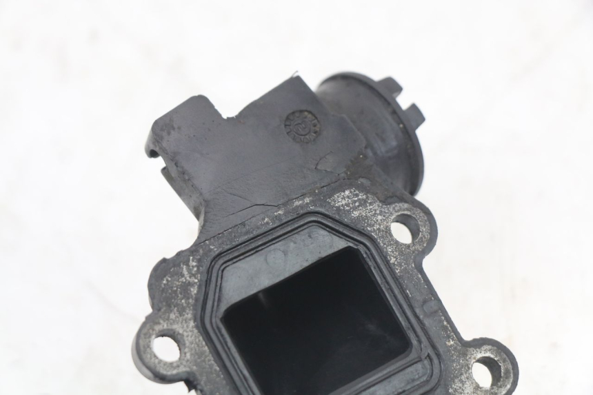 photo de INTAKE PIPE YAMAHA BW'S 50 (2004 - 2017) - Product overview