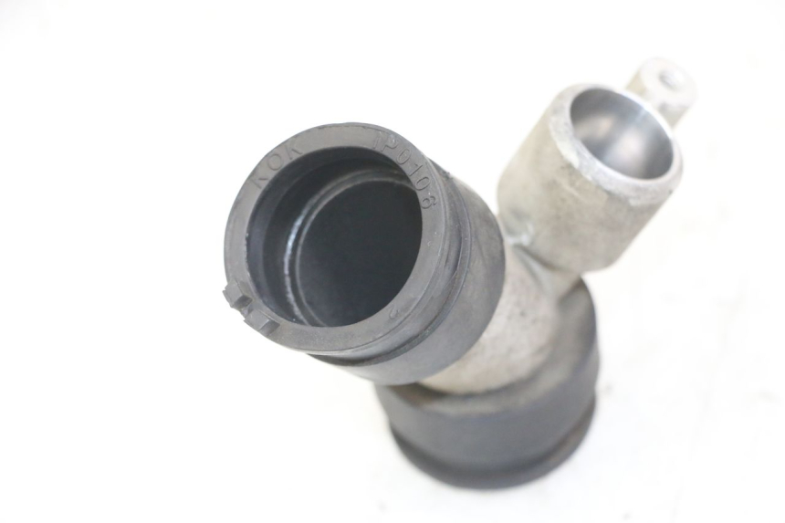 photo de INTAKE PIPE PEUGEOT ELYSTAR 125 (2002 - 2007) - Alternative perspective