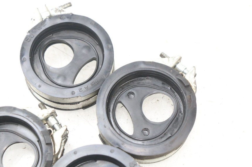 photo de INTAKE MANIFOLD YAMAHA FJR ABS 1300 (2006 - 2012) - Alternative perspective