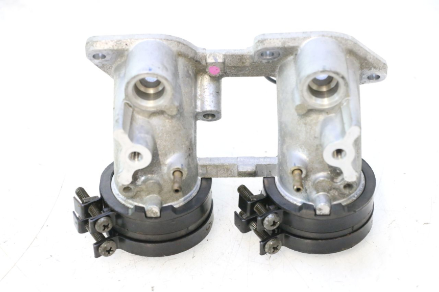 photo de INTAKE PIPE HONDA FJS SILVER WING SILVERWING 400 (2005 - 2008) - Technical close-up