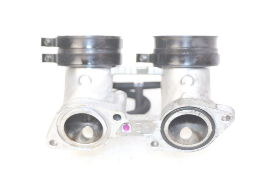 photo de INTAKE MANIFOLD HONDA FJS SILVERWING SILVER WING 400 (2009 - 2016) - Zoom on usage condition