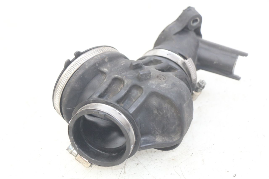 photo de INTAKE MANIFOLD GILERA GP 800 (2007 - 2013) - Product overview
