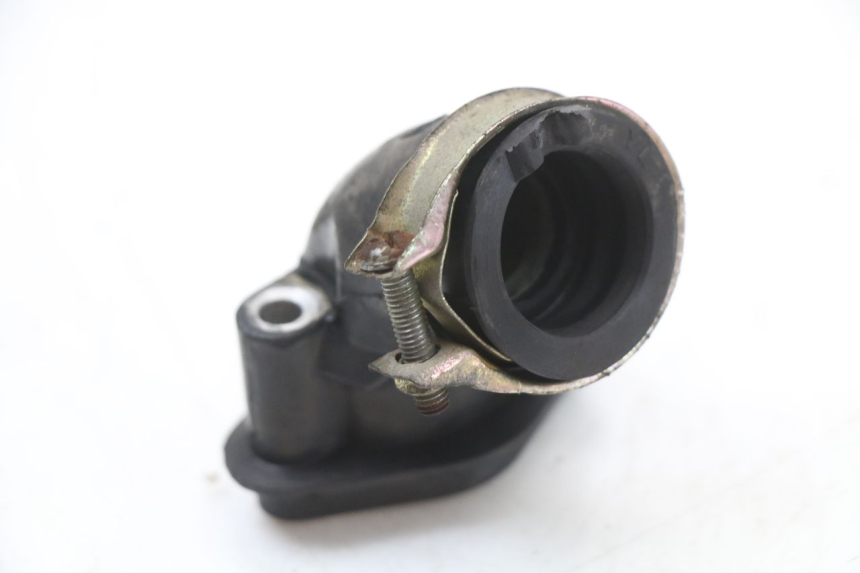 photo de INTAKE MANIFOLD PEUGEOT KISBEE 4T 50 (2010 - 2017) - Zoom on usage condition