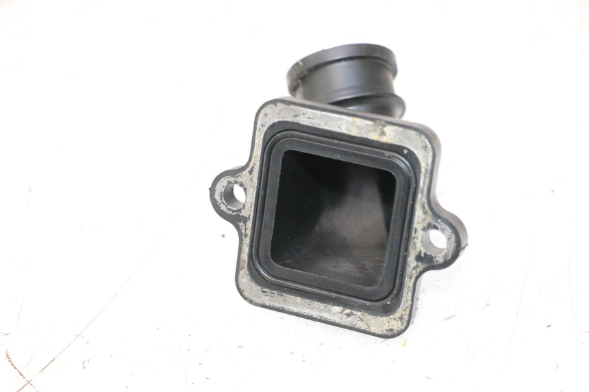 photo de INTAKE PIPE PEUGEOT LUDIX ONE 50 (2004 - 2013) - Zoom on usage condition