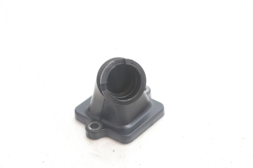 photo de INTAKE PIPE PEUGEOT LUDIX ONE 50 (2004 - 2013) - Zoom on usage condition