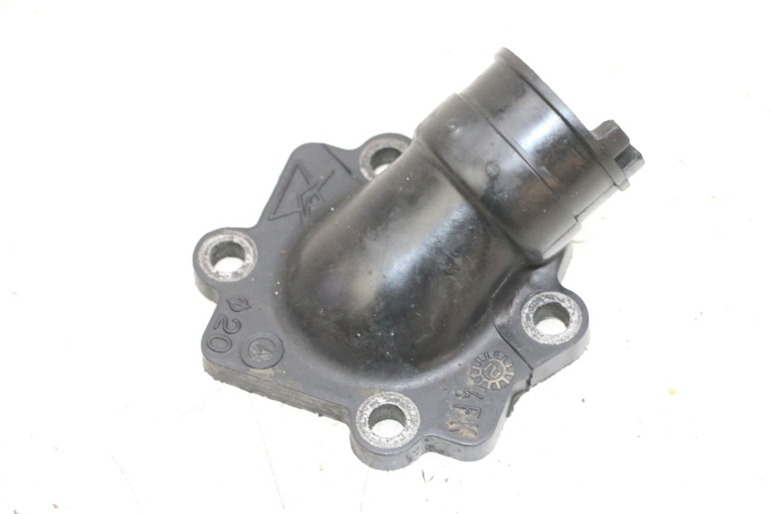 photo de INTAKE PIPE YAMAHA NEO'S NEOS 2T 50 (1998 - 2007) - Zoom on usage condition