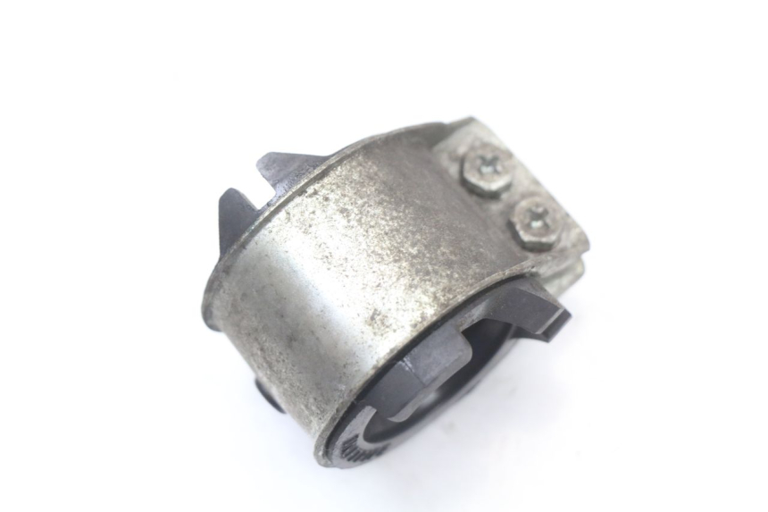 photo de INTAKE MANIFOLD HONDA NHX LEAD 110 (2008 - 2010) - Zoom on usage condition