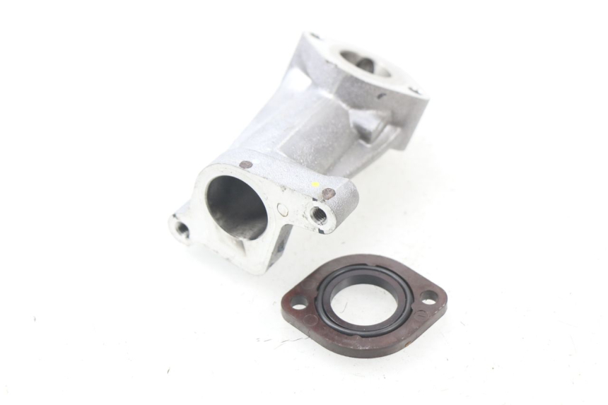 photo de INTAKE PIPE HONDA PCX (JF57/JF64) 125 (2014 - 2018) - Zoom on usage condition