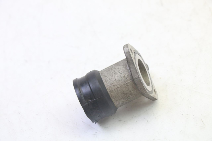 photo de INTAKE PIPE PEUGEOT SATELIS 125 (2013 - 2018) - Technical close-up