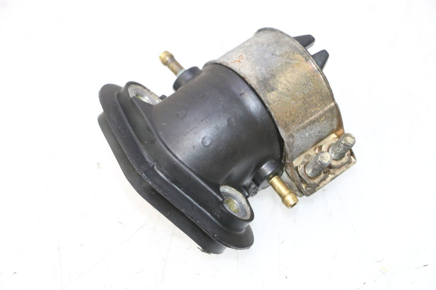 photo de INTAKE PIPE HONDA SCV LEAD 100 (2003 - 2007) - Alternative perspective