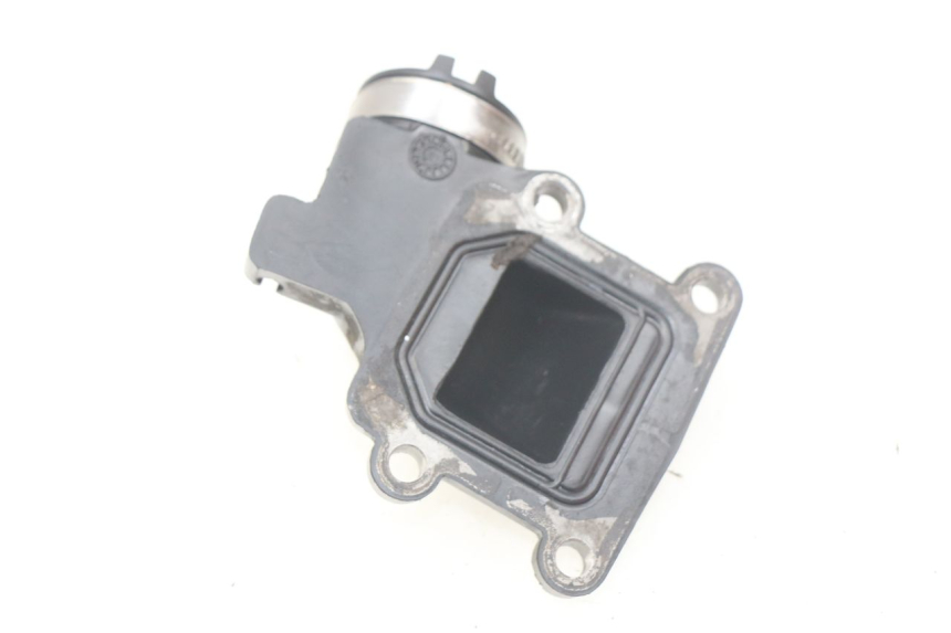 photo de INTAKE MANIFOLD YAMAHA SLIDER NAKED 50 (2004 - 2018) - Component detail