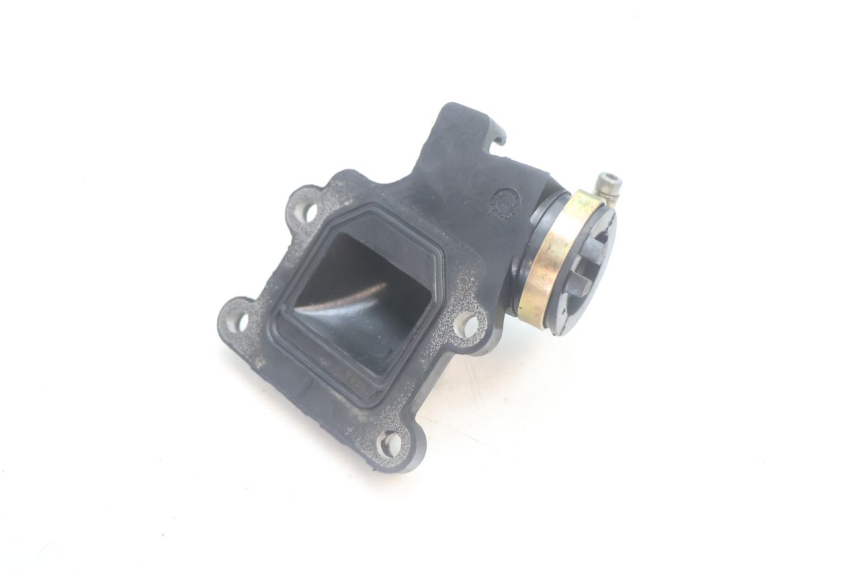 photo de INTAKE PIPE YAMAHA SLIDER 50 (1999 - 2004) - Alternative perspective