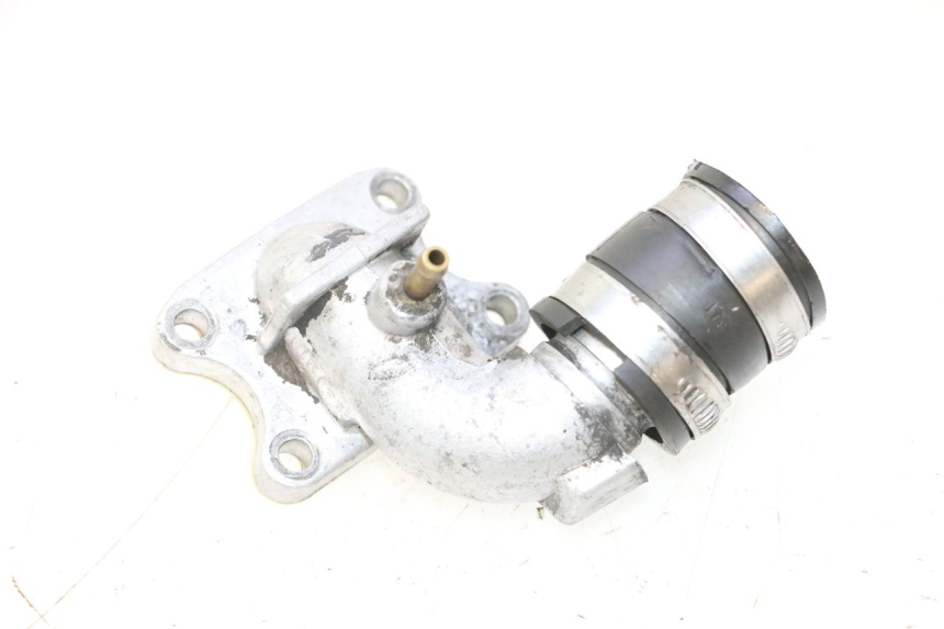 photo de INTAKE PIPE PEUGEOT SPEEDFIGHT 2 AC 50 (2000 - 2009) - Alternative perspective